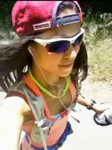 Action shot of the magnetic clip not working.